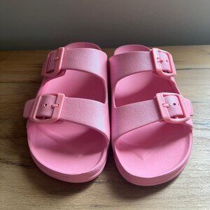 Sketchers Pink Size 1 Girl's Sandals